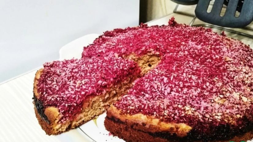 ღვეზელი ჟოლოთი