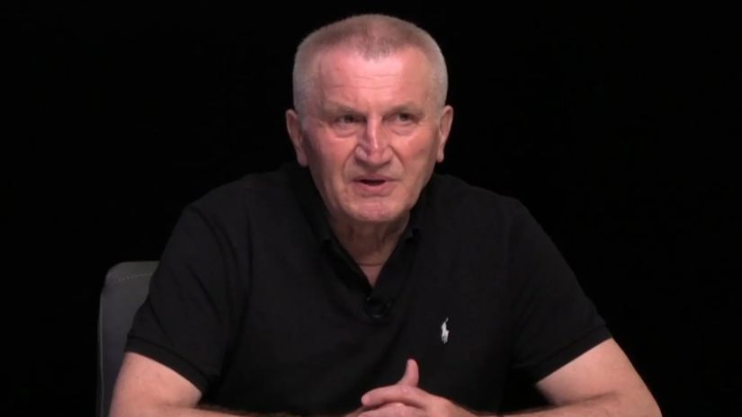 დემურ გიორხელიძე