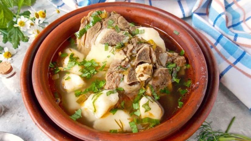 ცხვრის ხორცის წვნიანი ცხვრის ხორცის წვნიანი