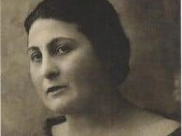 სონია დუმბაძე