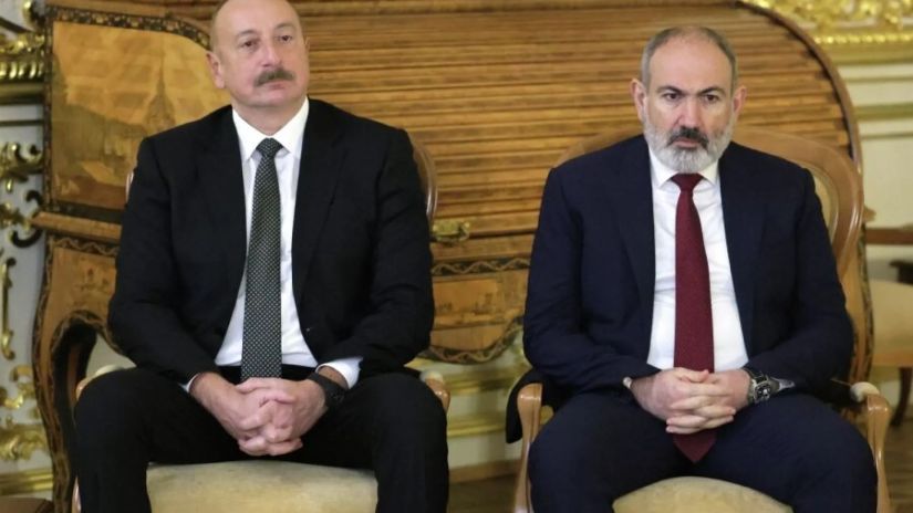 ამბები