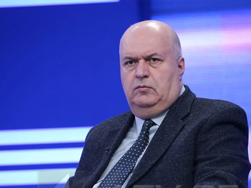 აკაკი ასათიანი