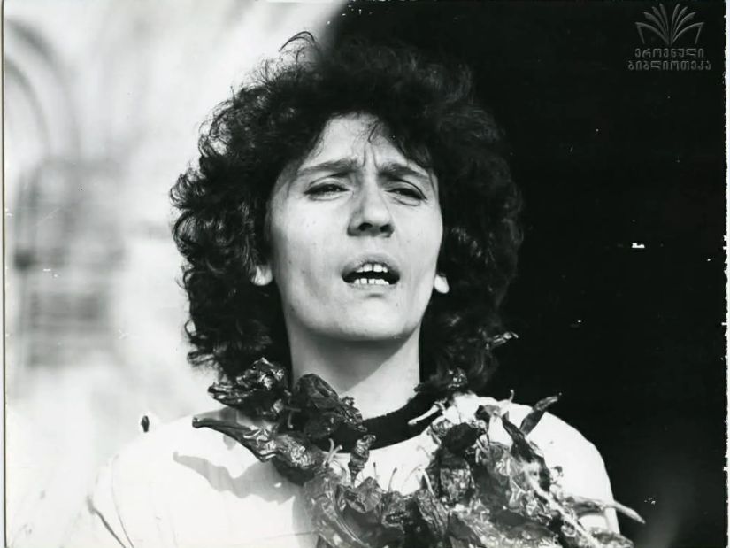 მანანა მენაბდე