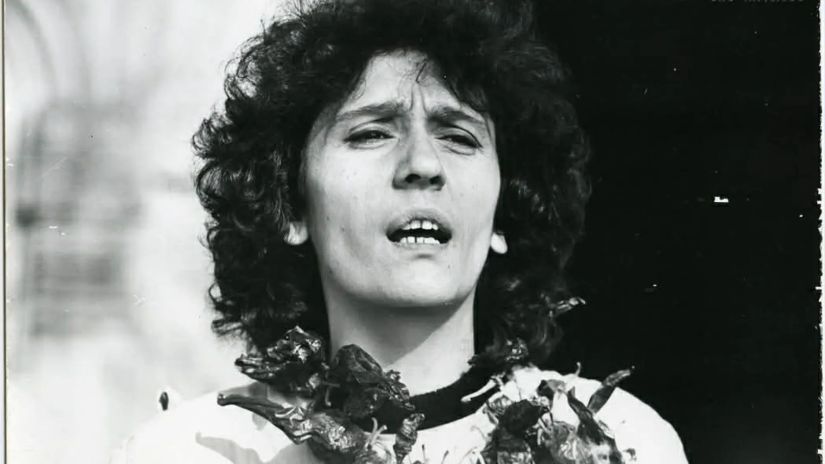 მანანა მენაბდე