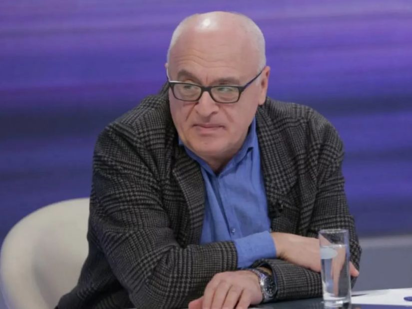 რამაზ საყვარელიძე