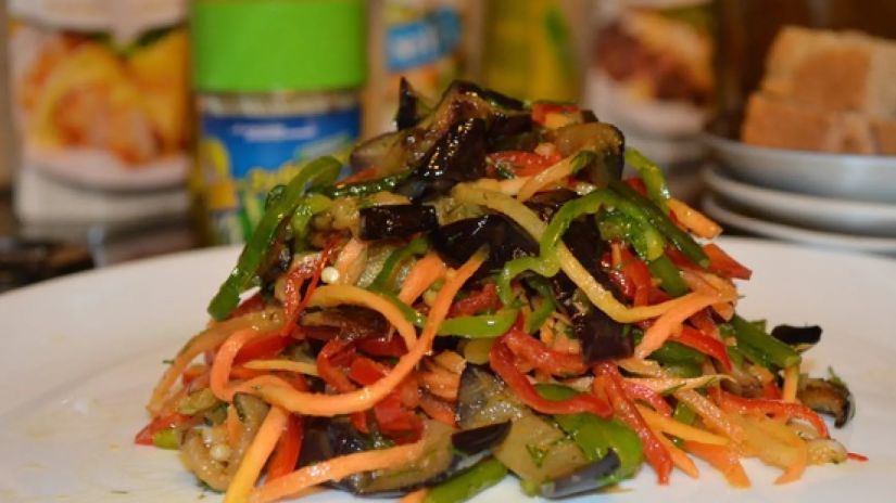 ბადრიჯნის სალათა ბადრიჯნის სალათა