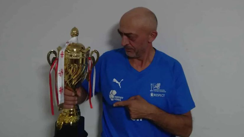 გიორგი ხვედელიძე