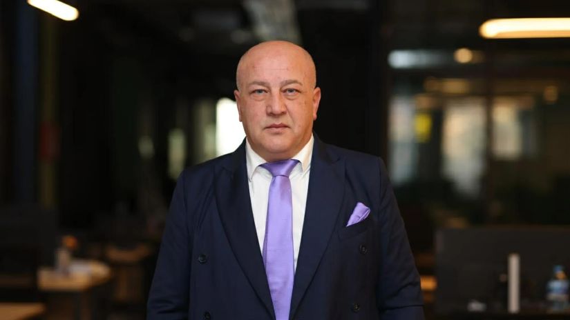 შოთა მანელიძე