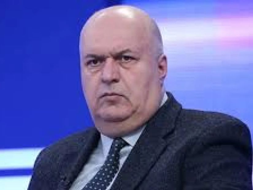 აკაკი ასათიანი