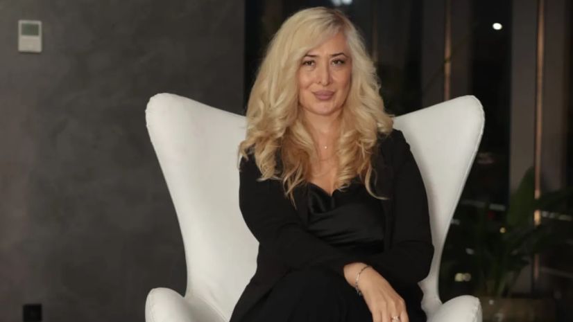 ნატალია გელაძე